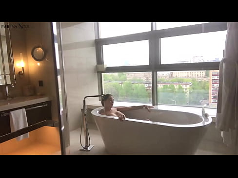 ❤️ Une énorme nana se branlant passionnément la chatte dans la salle de bains ❤ Porno at porn fr.mathem-1-class.ru ️❤
